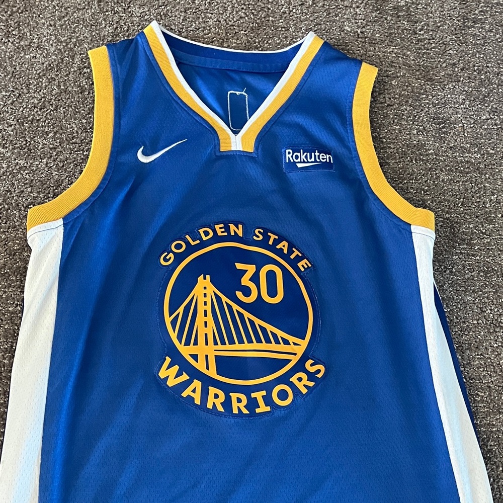 Steph Curry #30 swingman jersey